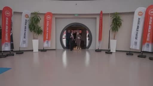 KKTC Başbakanı Ünal Üstel, Türkiye ile iş birliği kapsamında 2033 vizyonu projelerini açıklıyor