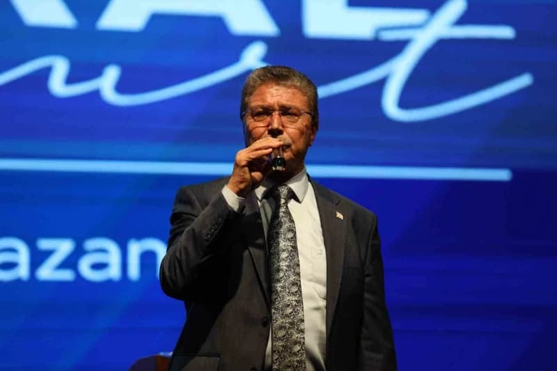 Ulusal Birlik Partisi (UBP) Genel Başkanı ve Başbakan Ünal Üstel, Gazimağusa Belediye Başkan Adayı K