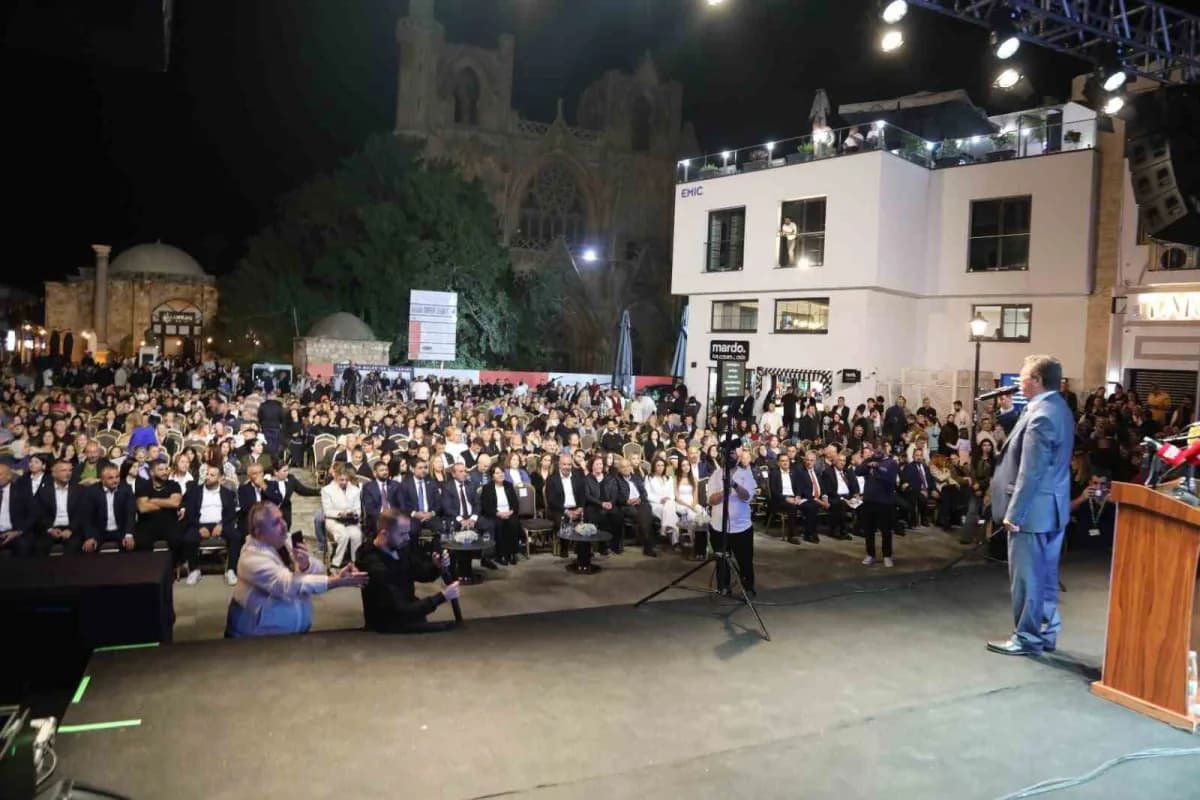 Ulusal Birlik Partisi (UBP) Genel Başkanı ve Başbakan Ünal Üstel, Gazimağusa Belediye Başkan Adayı K
