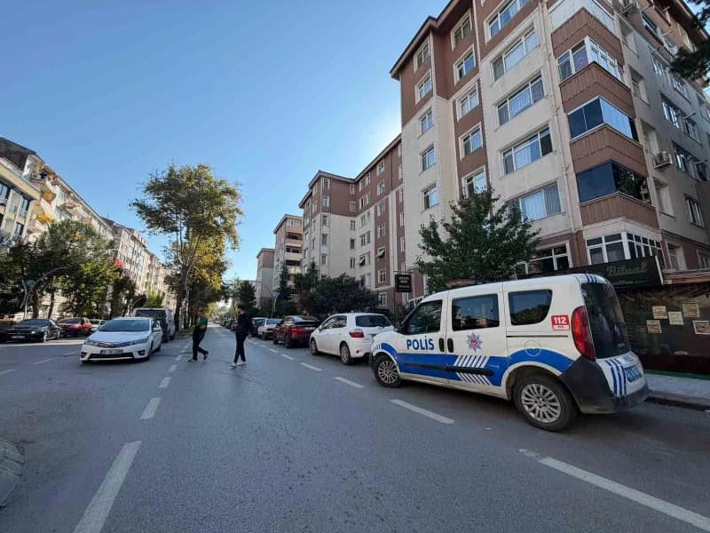 Kocaeli'nin İzmit ilçesinde Füsun y., eski eşi tarafından tabancayla 4 el ateş edilerek öldürüldü. Füsun y. İle zanlı ar
