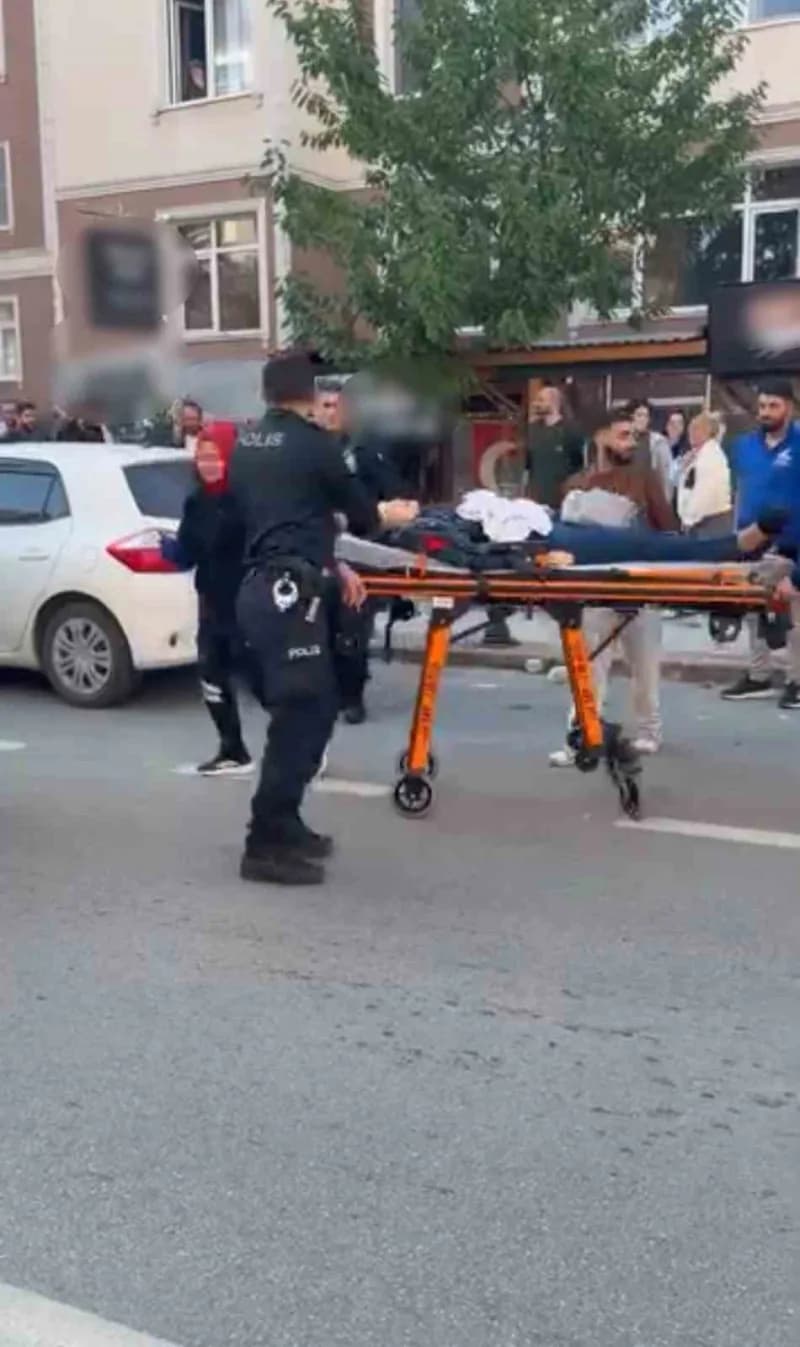 Kocaeli'nin İzmit ilçesinde Füsun y., eski eşi tarafından tabancayla 4 el ateş edilerek öldürüldü. Füsun y. İle zanlı ar