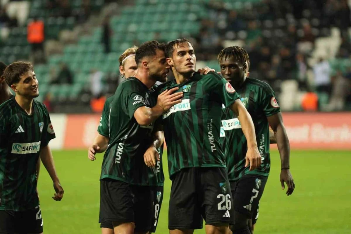 Ziraat Türkiye Kupası 3. Tur'da Süper Lig ekibi Kocaelispor, 3. Lig’de mücadele eden Mardin ekibi Ma