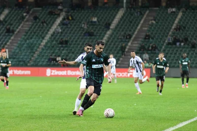 Ziraat Türkiye Kupası 3. Tur'da Süper Lig ekibi Kocaelispor, 3. Lig’de mücadele eden Mardin ekibi Ma