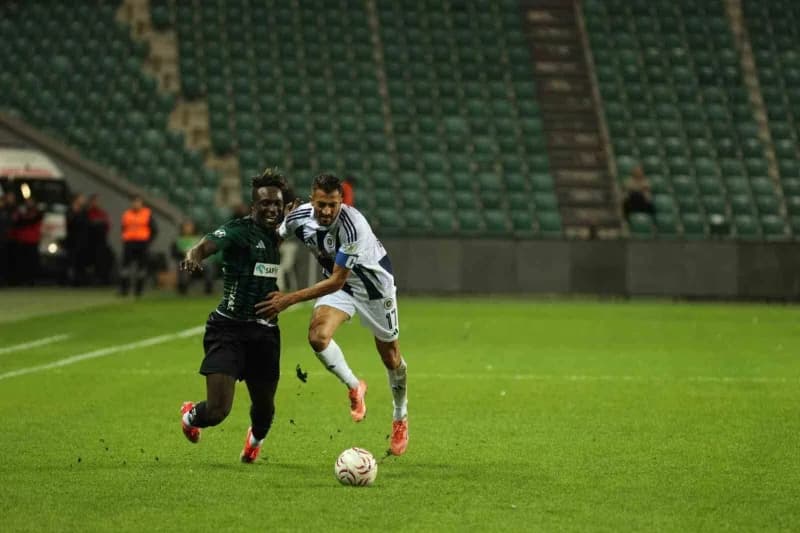 Ziraat Türkiye Kupası 3. Tur'da Süper Lig ekibi Kocaelispor, 3. Lig’de mücadele eden Mardin ekibi Ma