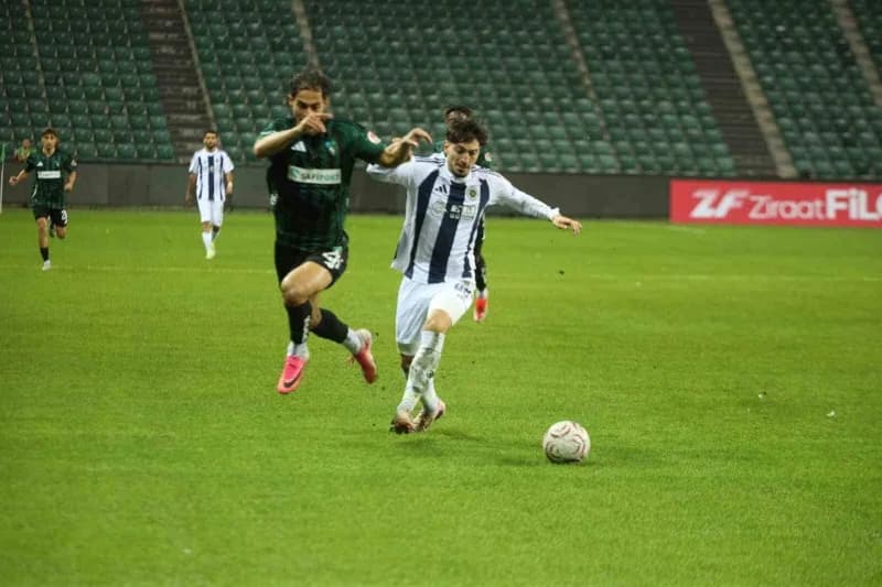 Ziraat Türkiye Kupası 3. Tur'da Süper Lig ekibi Kocaelispor, 3. Lig’de mücadele eden Mardin ekibi Ma