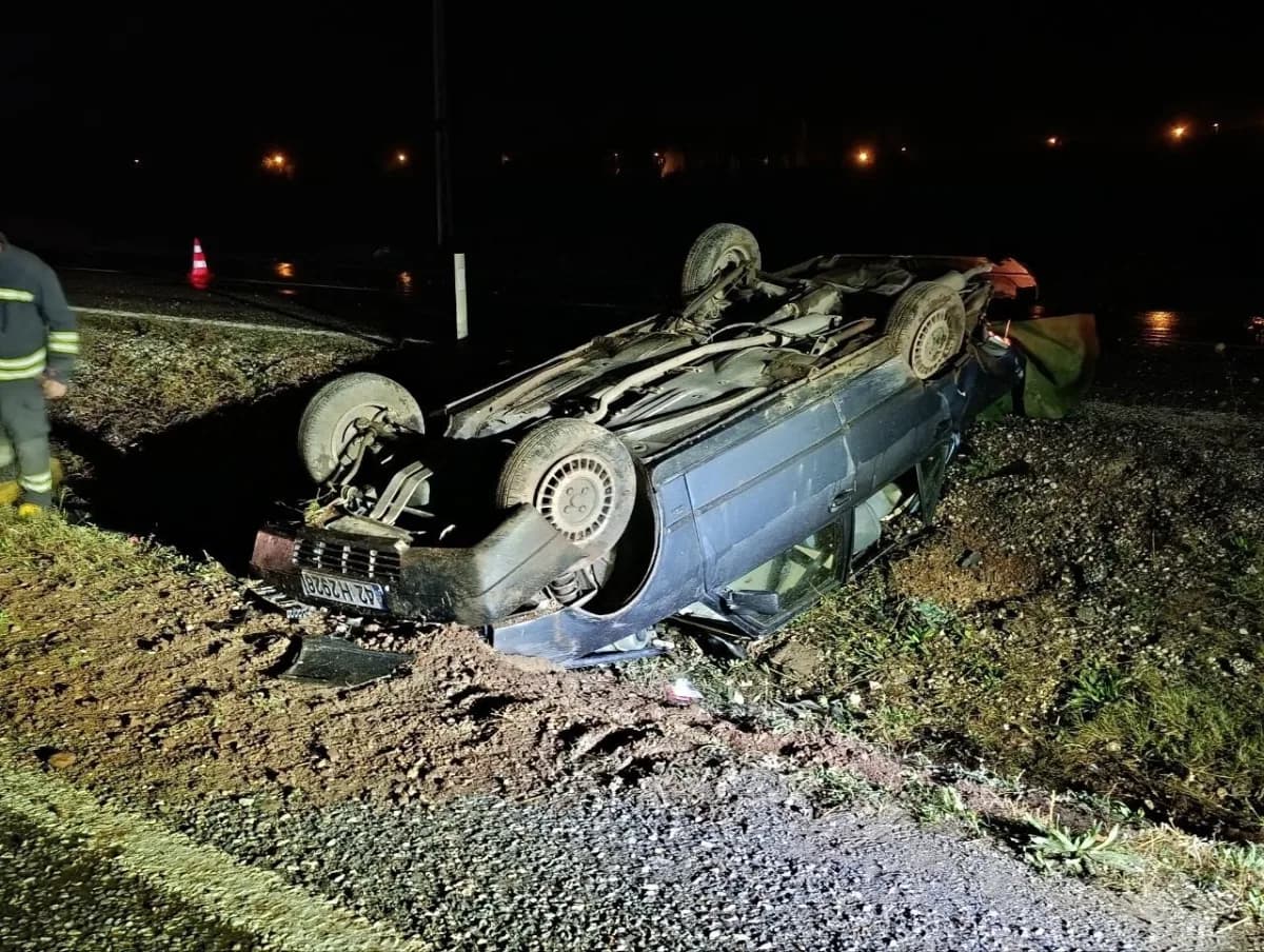 Konya’nın Beyşehir ilçesinde yağışlı hava, beraberinde trafik kazalarını da getirdi. İlçe merkezinde peş peşe meydana ge