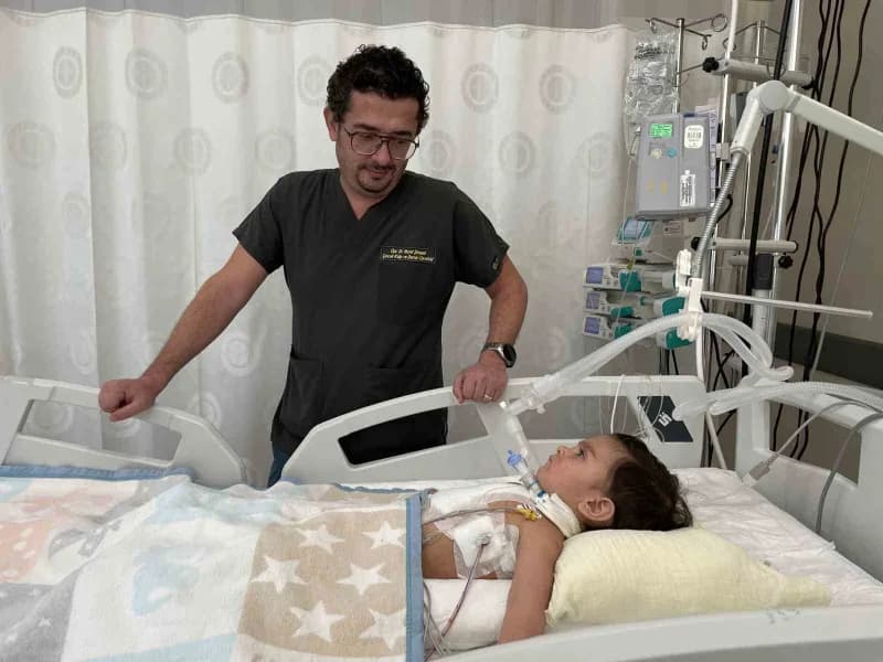 Op. Dr. Murat Şimşek ve Cabir Ata Kıran