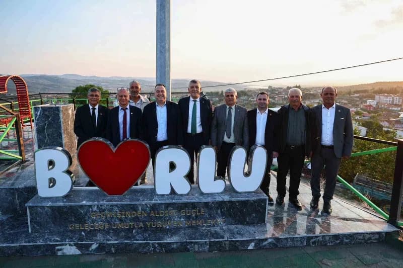 Üreticilere destek olmak ve girdi maliyetlerini düşürmeyi hedefleyen Büyükşehir Belediyesi, Köprübaş
