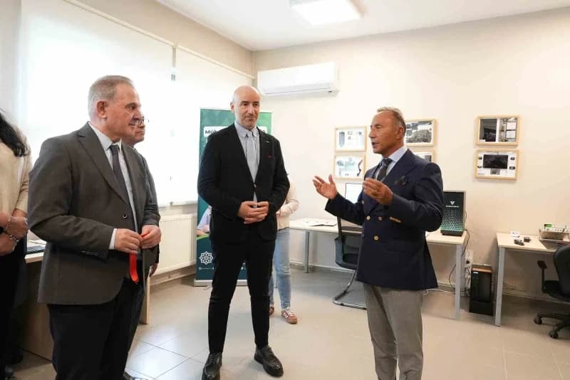 Kocaeli Sağlık ve Teknoloji Üniversitesi (KOSTÜ) ile Casper Bilgisayar Sistemleri a.ş. İş birliğinde kurulan Donanım Tes