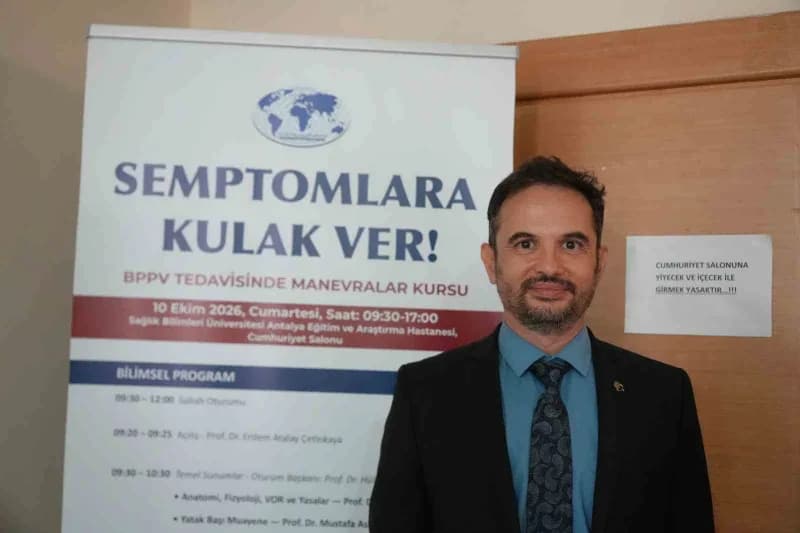 Antalya Eğitim ve Araştırma Hastanesi Kulak Burun Boğaz Hastalıkları Uzmanı Prof. Dr. Erdem Atalay Çetinkaya