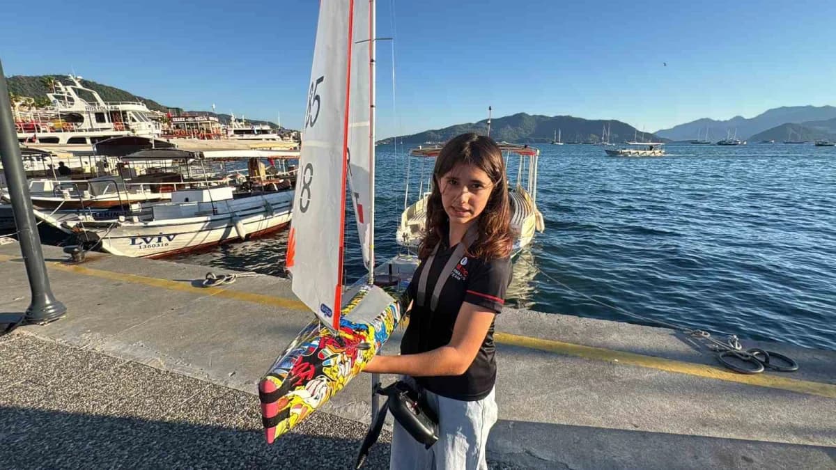 Şana Hatunoğlu, İzmir’in Urla ilçesinde düzenlenen 2026 İOM Türkiye Şampiyonası’nda kadınlar kategorisinde birinci oldu