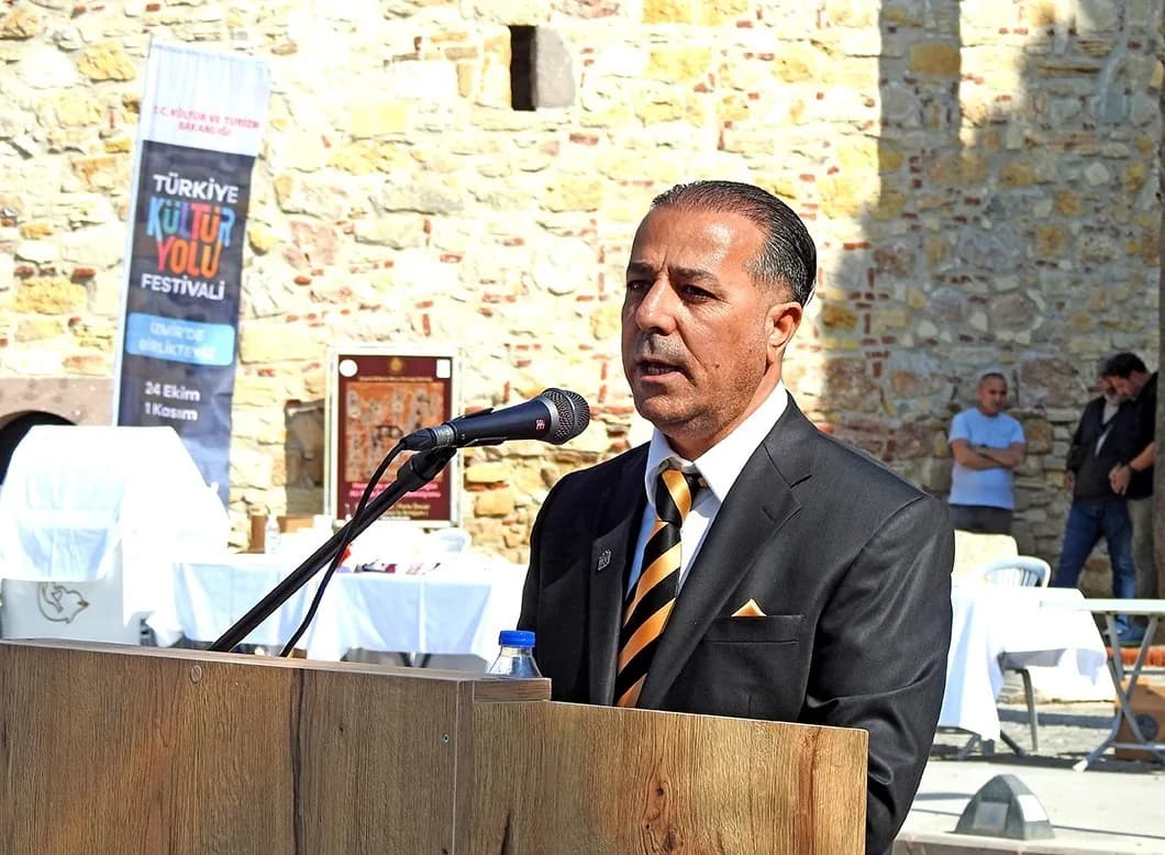 Çeşme Müze Müdür Vekili Şeref Yumruk konuşma yaptı
