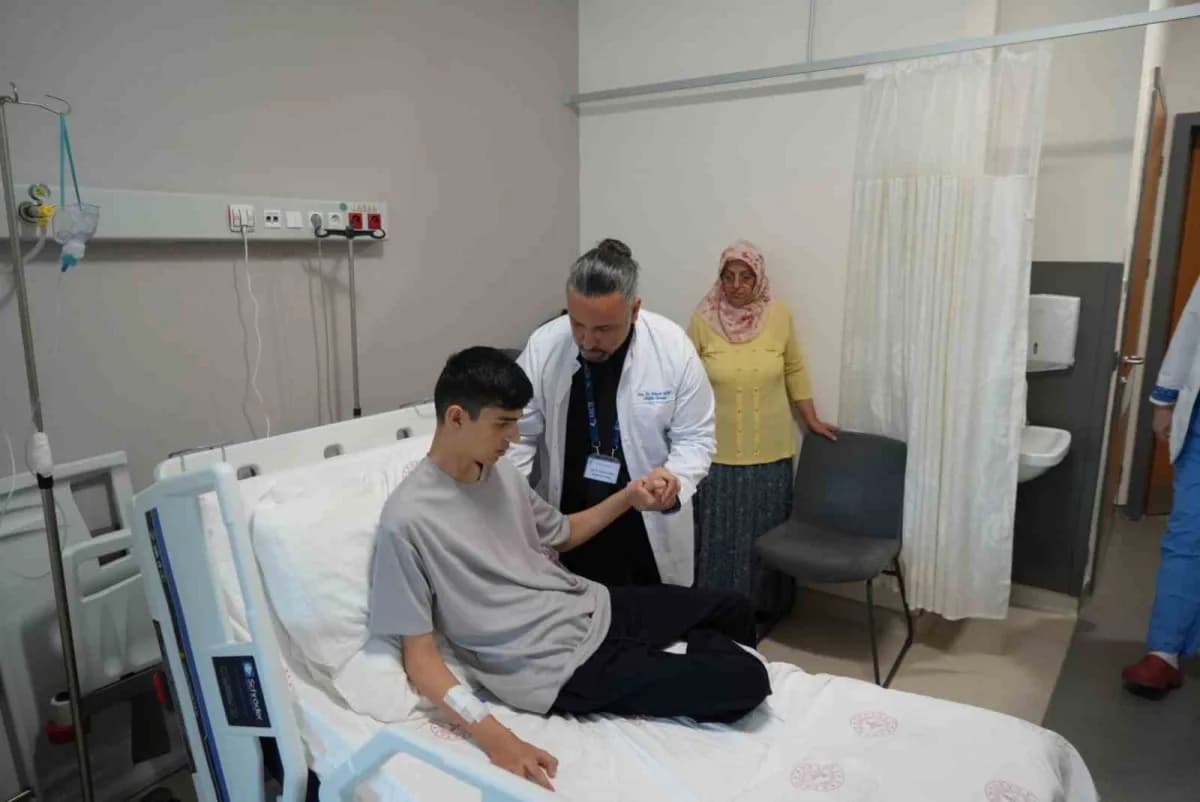 Doç. Dr. Selçuk Gürz