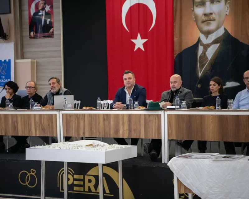 Kuşadası’nın Yeni Hizmet Binası vatandaşlarla birlikte değerlendirildi