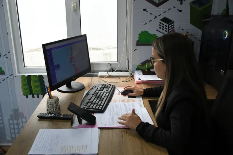 Kuşadası Belediyesi, yapay zeka destekli Akıllı Atık Toplama Sistemi ile konteynerlerin doluluk oranlarını ve çevreye bı