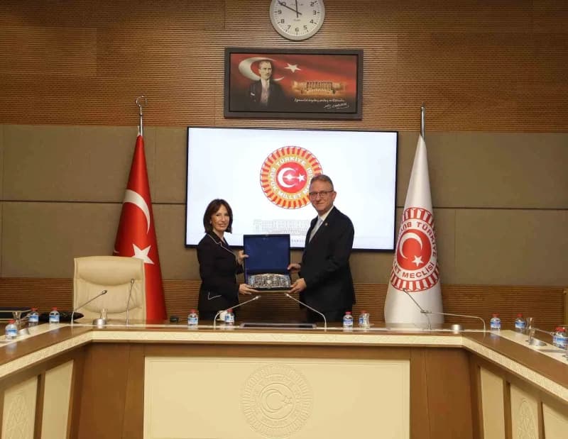 Kütahya Ticaret ve Sanayi Odası (KUTSO) heyeti, yeni çalışma dönemi kapsamında TBMM’de Kütahya mille