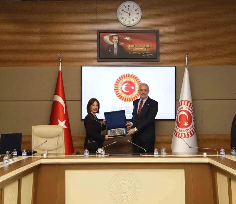 Kütahya Ticaret ve Sanayi Odası (KUTSO) heyeti, yeni çalışma dönemi kapsamında TBMM’de Kütahya mille