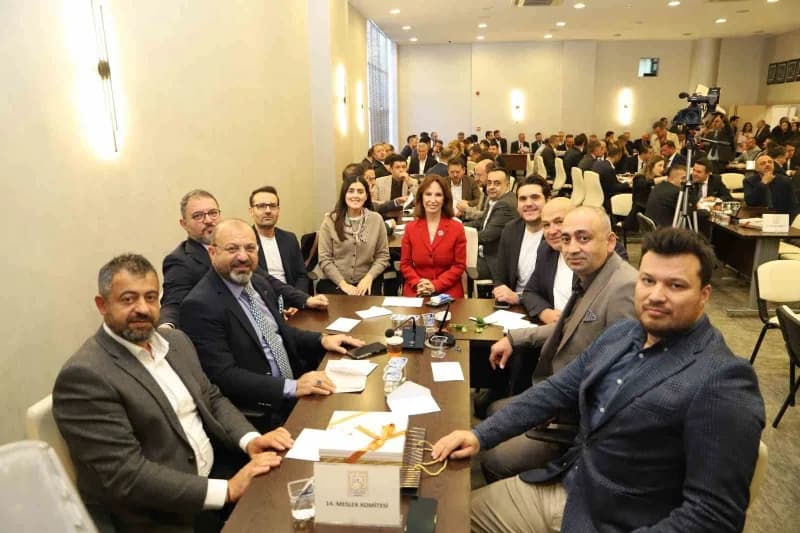 KUTSO'da 3 Ekim'de gerçekleştirilen meslek komitesi ve Meclis üyeliği seçimlerinin ardından, oda hizmet binasında yapıla