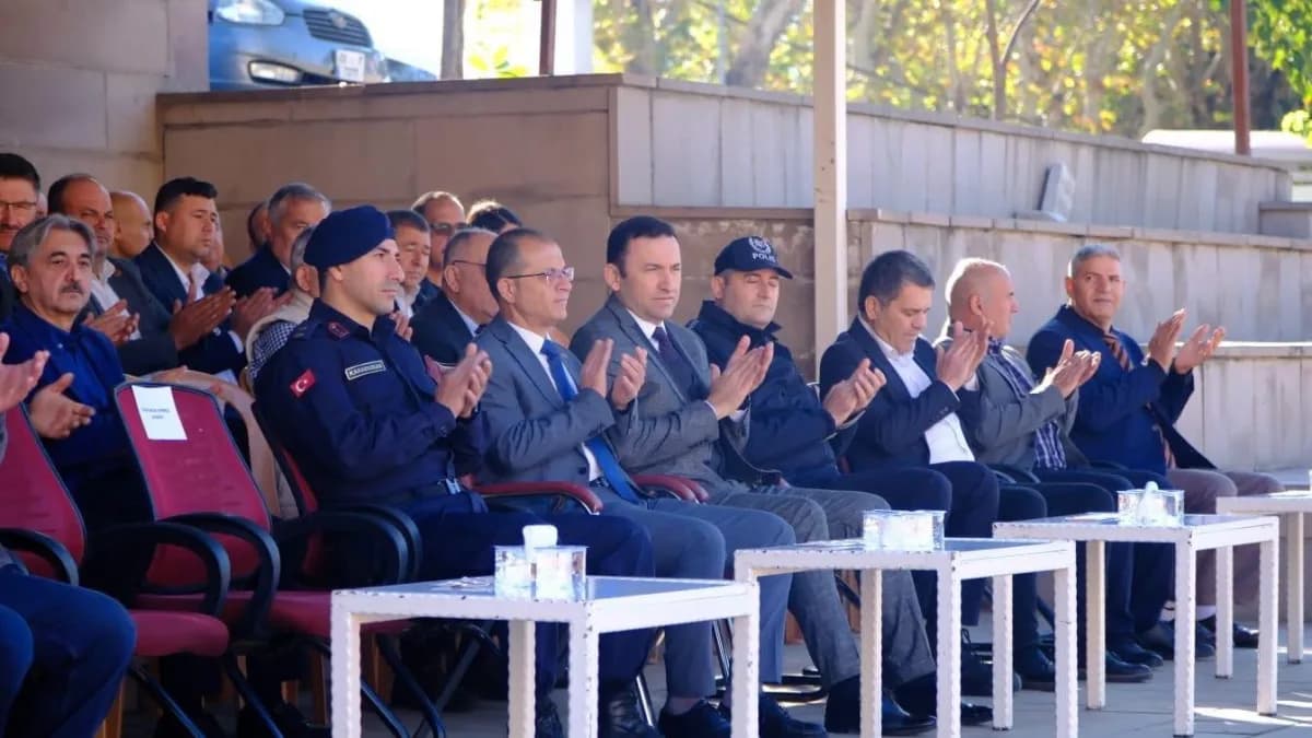 Kuyucak’ta Muhtarlar Günü kutlandı