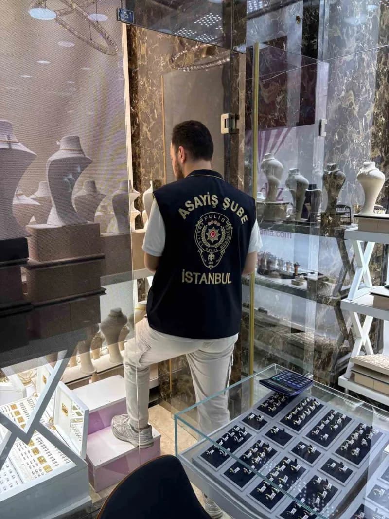 Kuyumcukent'te altın dolandırıcılığına ilişkin polis operasyonu ve gözaltına alınan şüpheliler