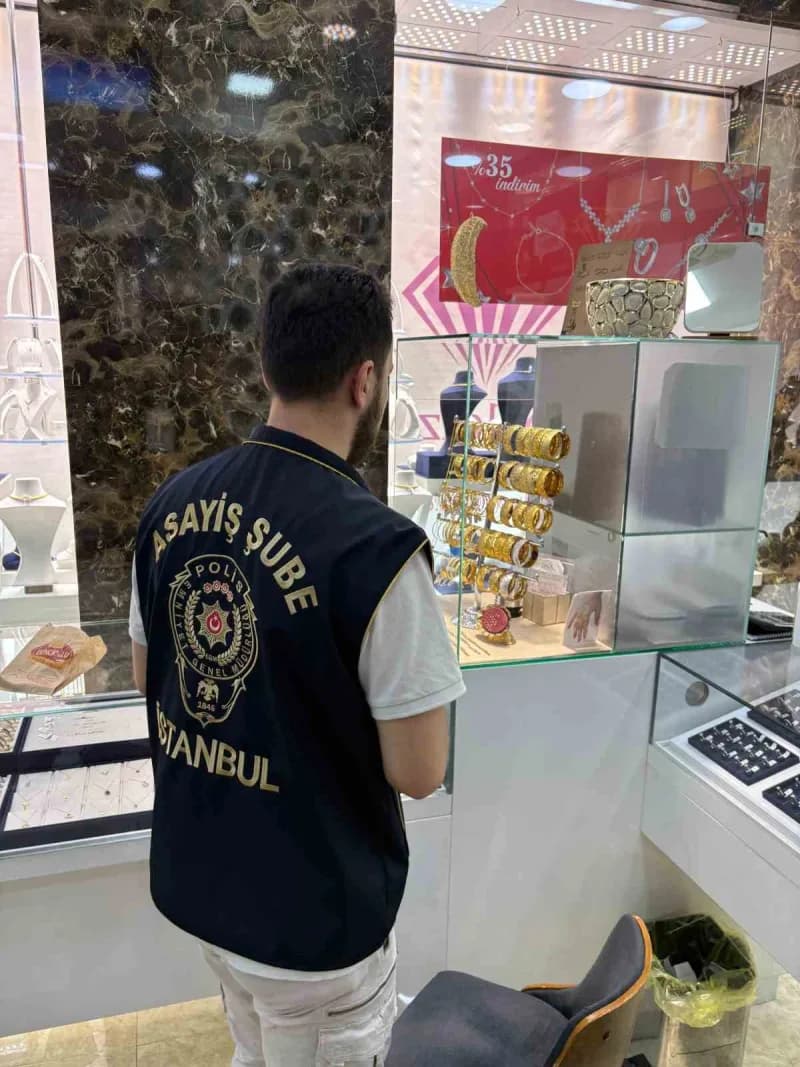 Ekipler kuyumcularda inceleme yaptı