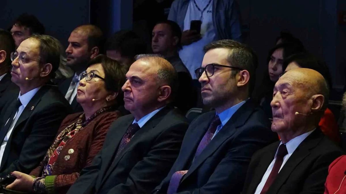 Bişkek’te düzenlenen "Türk Dünyası Diyalogları: Ortak Gelecek, Ortak Vizyon" başlıklı panelde Türk Devletleri arasındaki