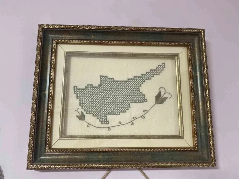 Türkiye'nin Lefkara Nakış Tanıtım Sanatçısı Pembe Kazan, UNESCO tarafından koruma altına alınan Lefkara nakışını gelenek
