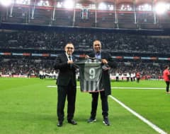 Les Ferdinand’dan Beşiktaş taraftarına övgü