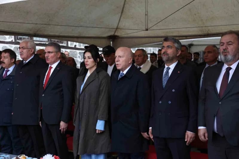 Liman Ayık Yaşam Derneği Erzurum Şubesi, Yakutiye ilçesi Karanlık Kümbet Sokak'ta düzenlenen törenle