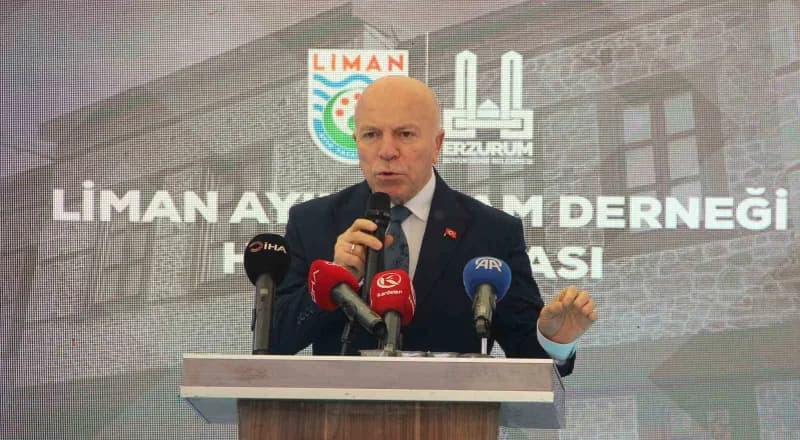 Erzurum Büyükşehir Belediye Başkanı Mehmet Sekmen