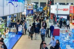 İzmir Fuar İzmir'de düzenlenen LOGISTECH 5. Uluslararası Lojistik, Depolama ve Teknolojileri Fuarı etkinlik alanından ge