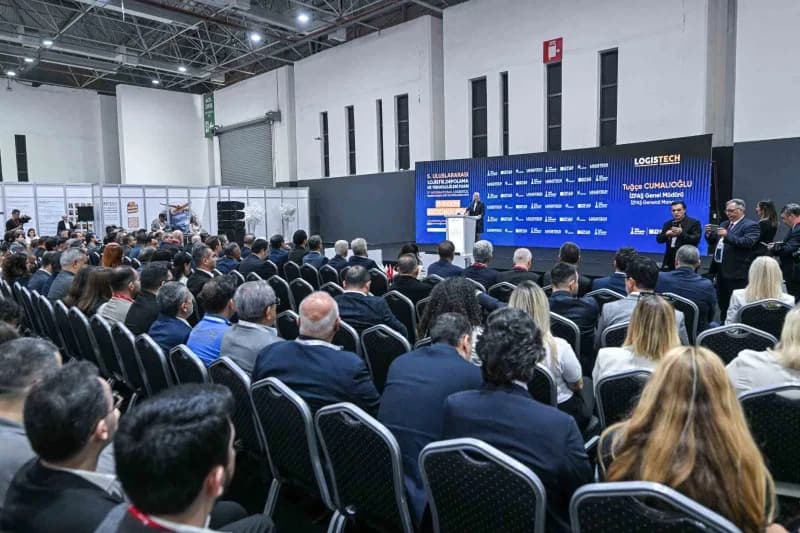İzmir Büyükşehir Belediyesi ev sahipliğinde, İZFAŞ tarafından düzenlenen LOGISTECH-5. Uluslararası Lojistik, Depolama ve