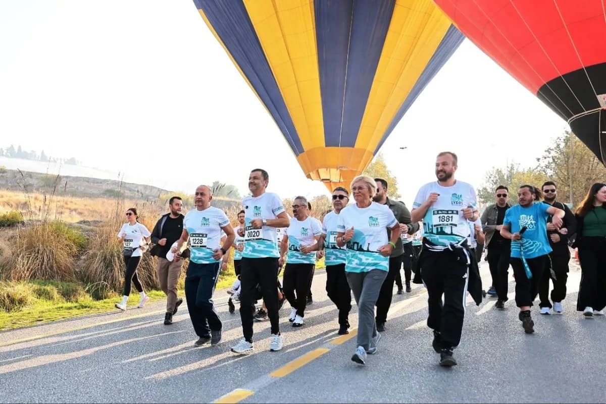 Denizli Büyükşehir Belediyesi'nin ev sahipliğinde, Cumhuriyetimizin 103. Yıl dönümü coşkusuyla bu yı