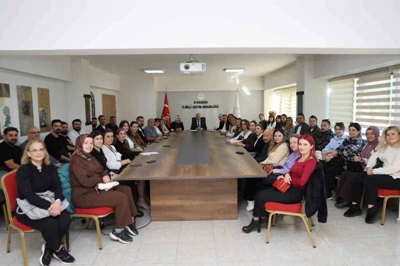 "Maarif Halk Dansları Topluluğu, Maarif Orkestrası ve Korosu Projesi" çerçevesinde Karabük'te yürütü