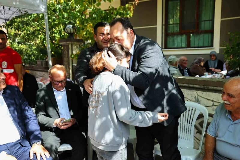 Manisa Büyükşehir Belediye Başkanı Besim Dutlulu ve beraberindeki heyet, Karakaya ailesinin acısını paylaşarak Maden şeh