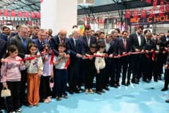 Malatya Anadolu Kitap ve Kültür Fuarı açılışında protokol üyeleri ve katılımcılar