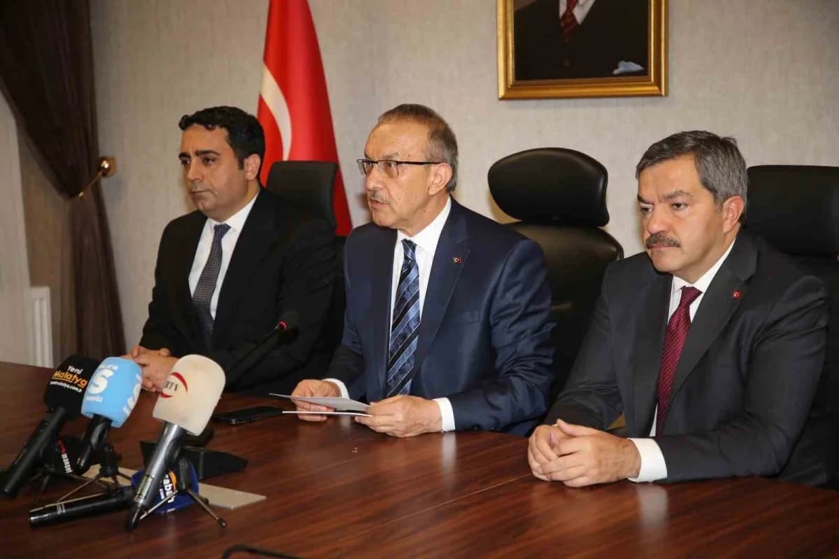Malatya’da iki önemli proje için imzalar atıldı