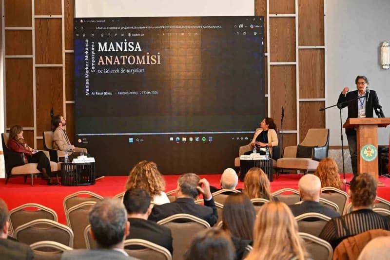 Manisa Büyükşehir Belediyesinin düzenlediği Manisa Merkez Mekansal Gelecek Sempozyumu'nda, kentin ge