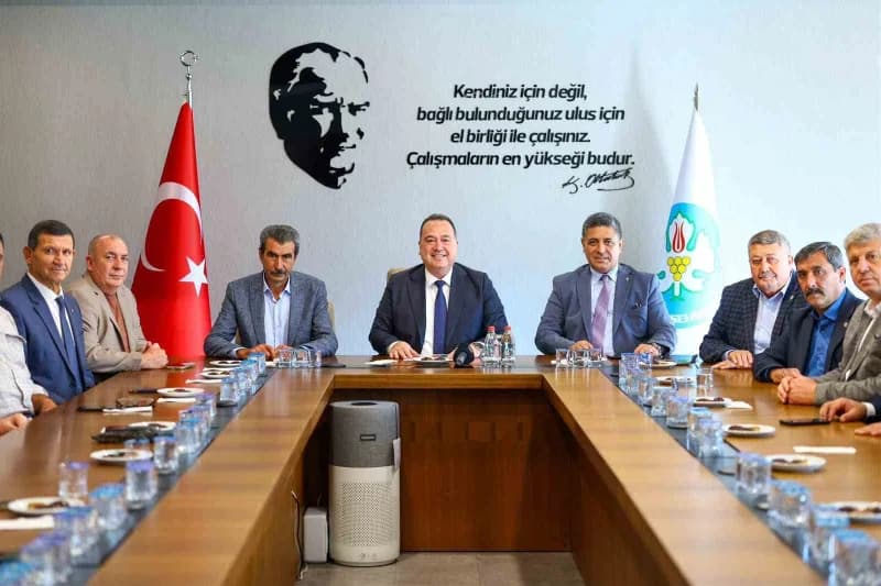 Manisa Büyükşehir Belediyesi, 16 ilçedeki üreticilerin maliyetlerini düşürmek ve tarımsal verimliliğ