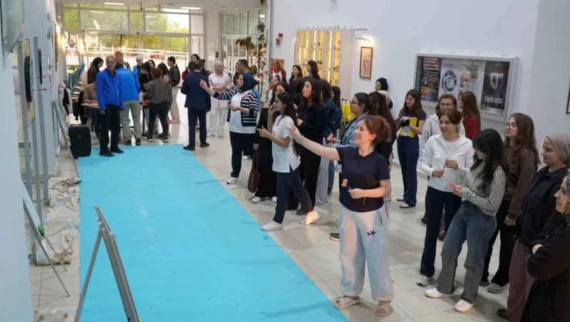 Manisa’da Gençlik ve Spor Bakanlığı Kredi ve Yurtlar Genel Müdürlüğüne bağlı Öğrenci Yurtlarında kalan gençlere yönelik