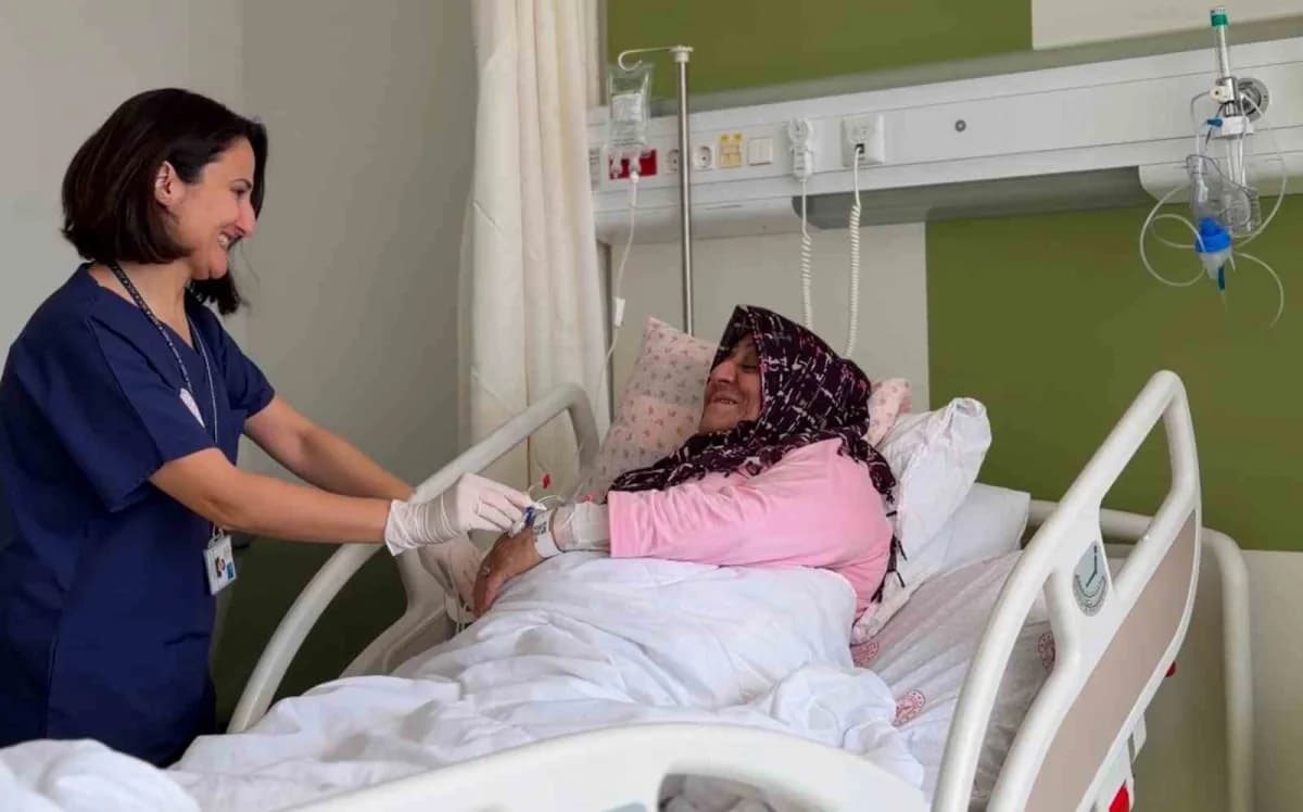 Manisa Şehir Hastanesi, kurulduğu 2018'den bu yana polikliniklerde 11 milyon 349 bin 797, acil servi