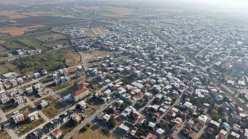 Manisa Şehzadeler Kazım Karabekir Mahallesi’nde kolektör hattı yenileme çalışmaları devam ediyor