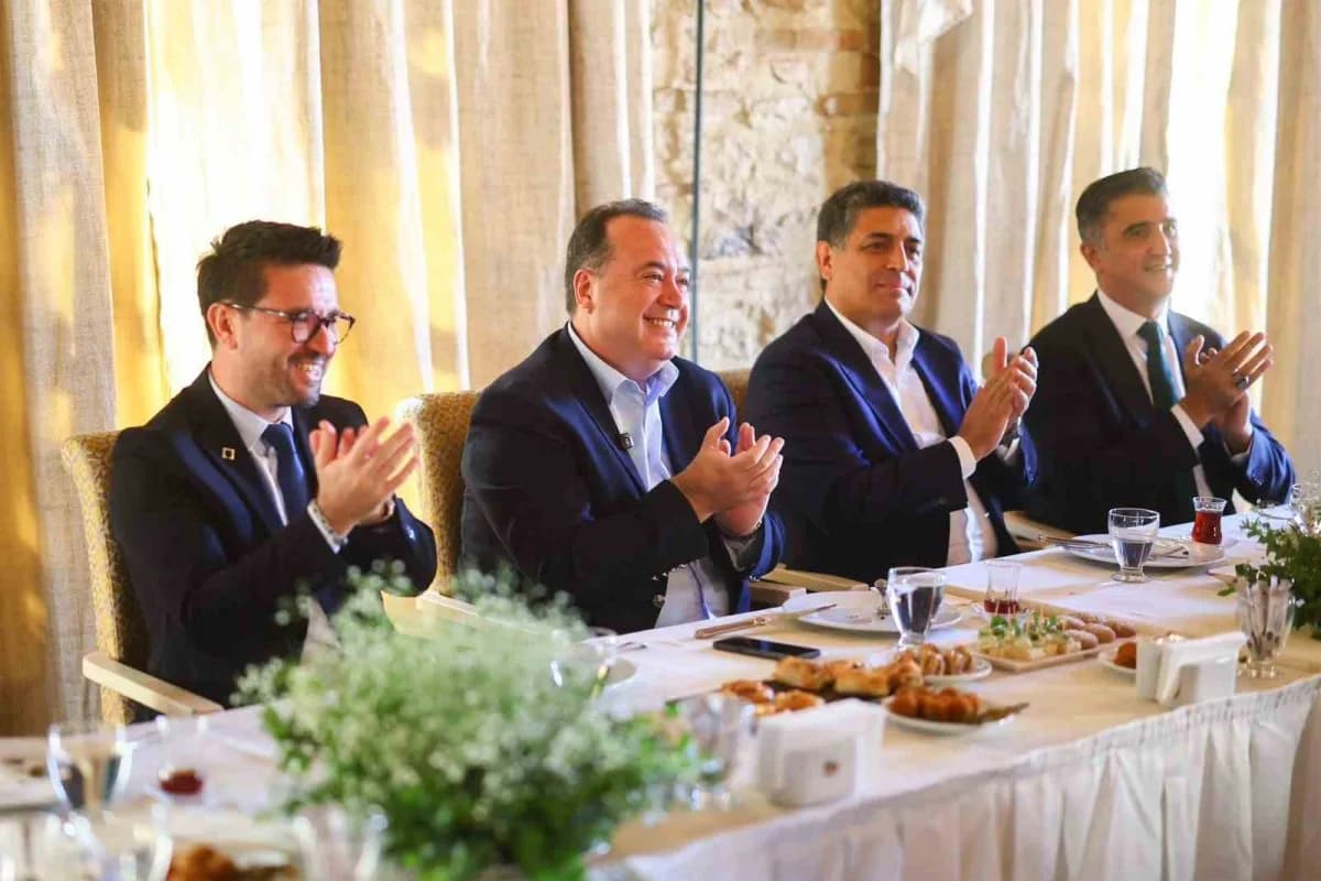 Manisa Mimarlar Odası tarafından Dünya Mimarlık Günü dolayısıyla Taş Fabrika’da etkinlik düzenlendi. Basın açıklaması ve