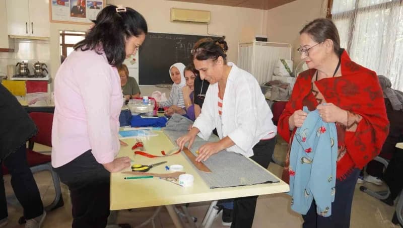 Manisa’nın Yunusemre ilçesinde Yaklaşık 10 yıldır kullanılmayan sosyal tesis, dikiş nakış kurslarıyla eğitim yuvasına dö