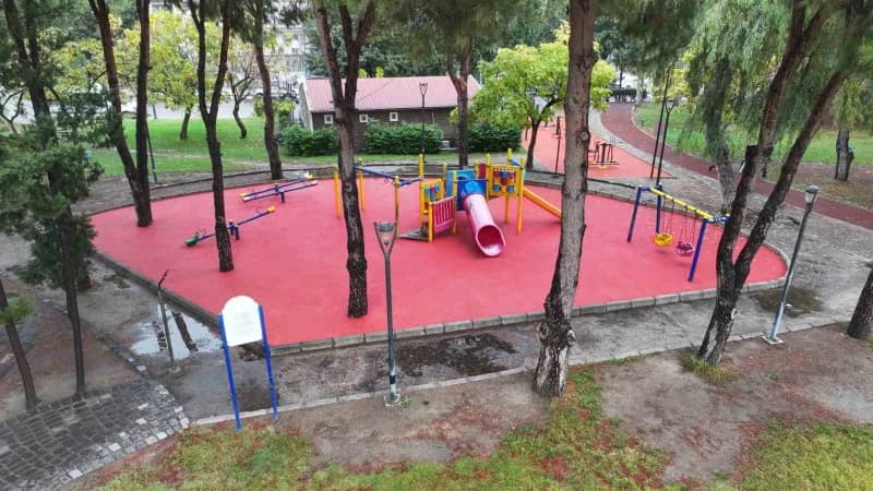 Parklardaki zemin düzenlemelerinden peyzaj çalışmalarına kadar birçok ayrıntıyla ilgilendiklerini ifade eden Dutlulu, ma