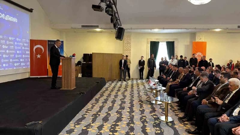 Mardin'de "COP31 Gençlik İklim İdeathonu" düzenlendi
