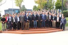 Marmara Organize Sanayi Bölgesi genel kurul toplantısından bir kare, sanayiciler ve dernek üyeleri bir arada