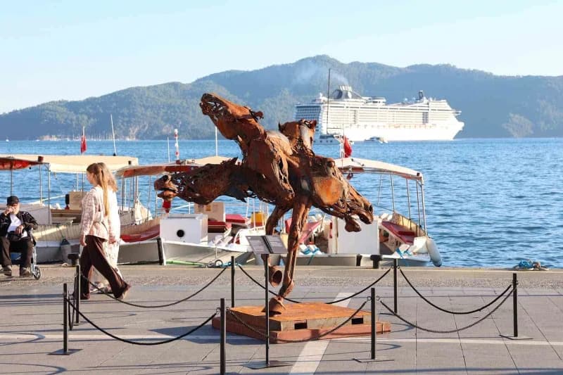Marmaris’te Hurdalar sanata dönüştü