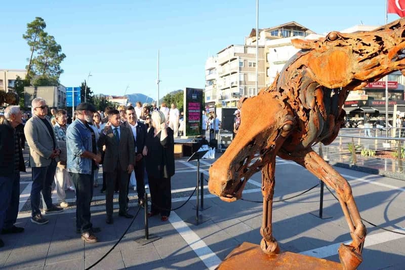 Marmaris’te Hurdalar sanata dönüştü