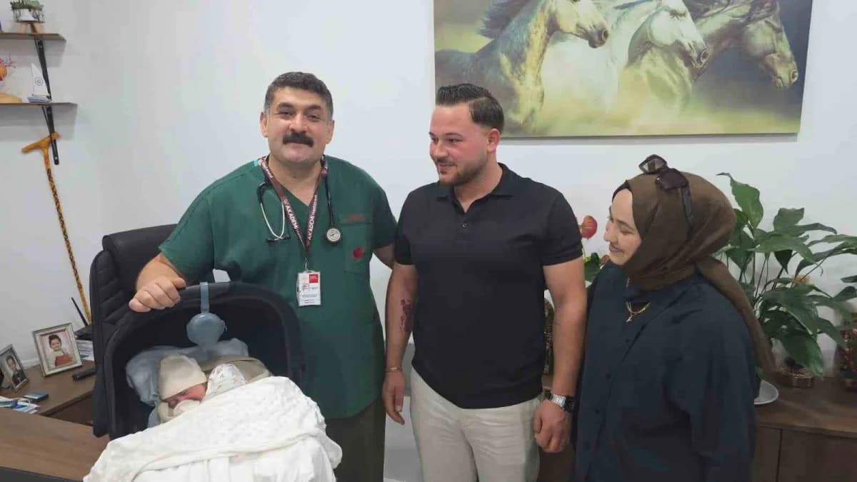 Zonguldak Ereğli'de özel hastanede doğan bebeğe verilen Mehmet Yaman ismi